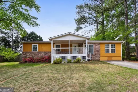 2529 Ridgecrest Dr NW, Kennesaw, GA 30152