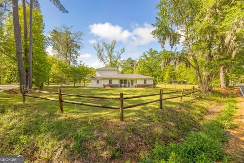 229 Golden Dr, Rincon, GA 31326