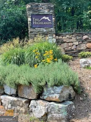 110 Highlands Dr, Clarkesville, GA 30523