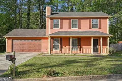 571 Pennylake Ln, Stone Mountain, GA 30087