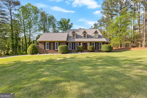 105 Hartford Pl, Fayetteville, GA 30214