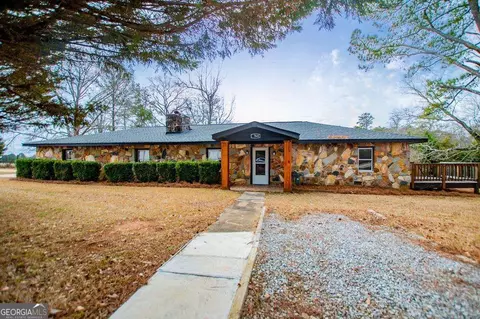 2768 N Highway 27, Carrollton, GA 30117