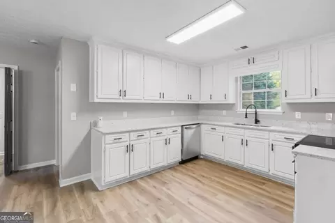 175 Cypress Dr, Covington, GA 30016 photo 10