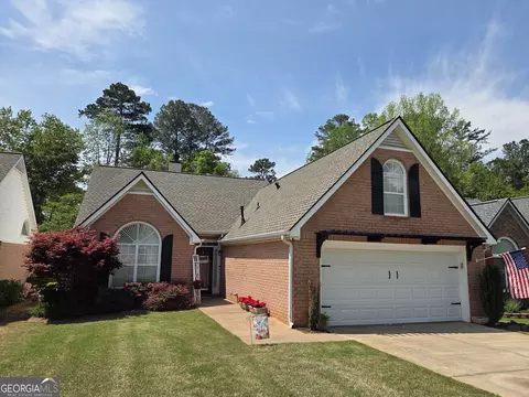 135 Fairway Ct, Newnan, GA 30265