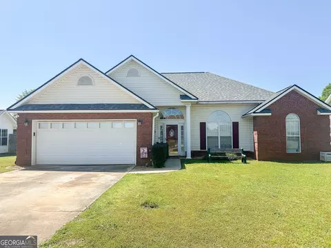 704 Sark Dr, Warner Robins, GA 31088