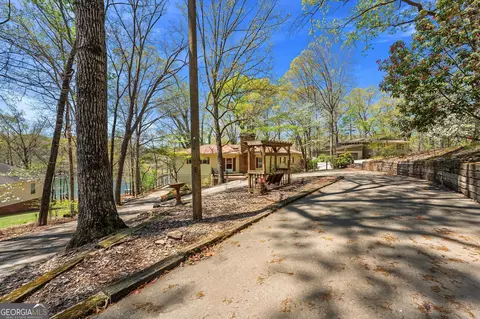 3635 Schofield Rd, Gainesville, GA 30506 photo 3