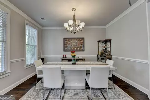 Dining - 6425 Bellmoore Park Ln, Duluth, GA 30097 photo 2 of 5