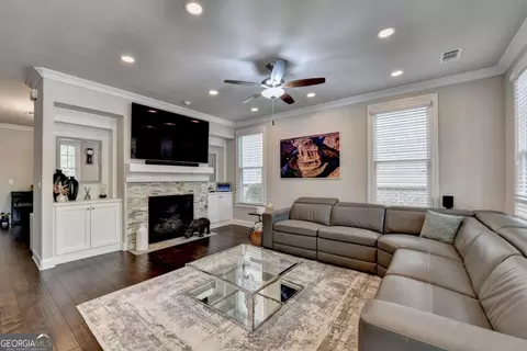 Living - 6425 Bellmoore Park Ln, Duluth, GA 30097 photo 5 of 5