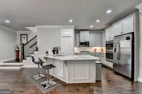 Kitchen - 6425 Bellmoore Park Ln, Duluth, GA 30097 photo 2 of 5