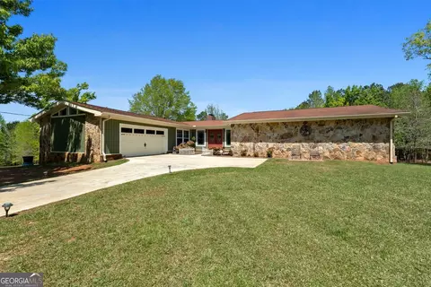 701 Steele Rd, Griffin, GA 30223