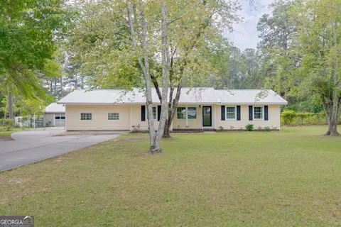 156 Henson Rd, Hawkinsville, GA 31036
