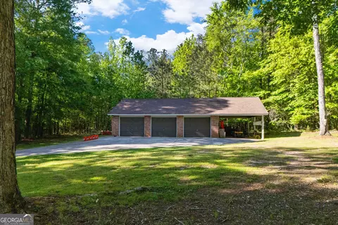 Exterior - 4383 Pool Rd, Winston, GA 30187 photo 4 of 19