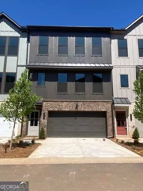 445 Firefly Cir #40, Alpharetta, GA 30009