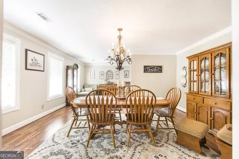 Dining - 2045 Northside Rd, Perry, GA 31069 photo 1 of 5