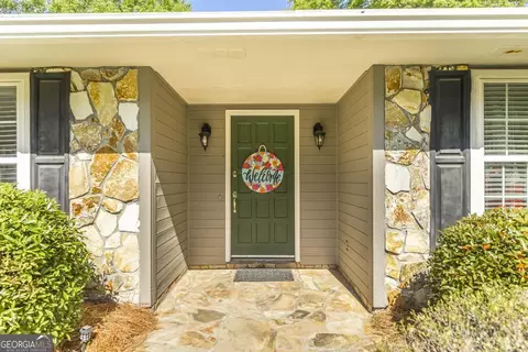 Exterior - 2045 Northside Rd, Perry, GA 31069 photo 6 of 12