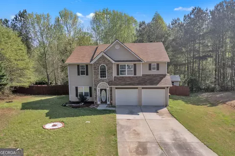 7228 Silverleaf Cir, Fairburn, GA 30213