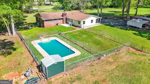 Exterior - 446 Biles Rd, Jackson, GA 30233 photo 4 of 10