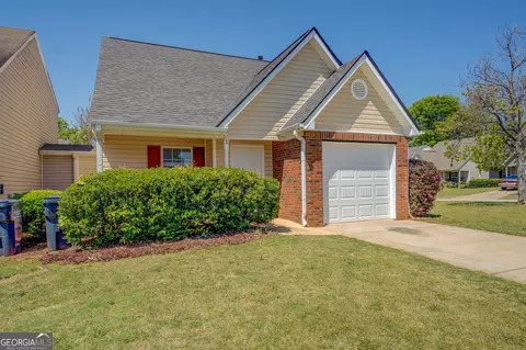 Exterior - 20 Highgate Trl, Covington, GA 30016 photo 2 of 7