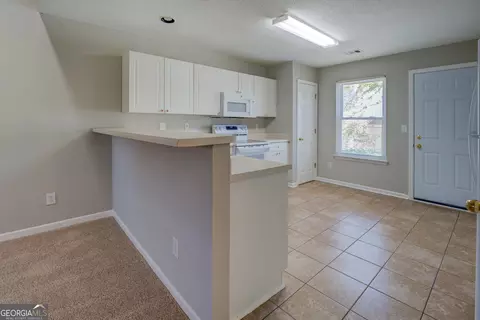 Kitchen - 20 Highgate Trl, Covington, GA 30016 photo 3 of 3