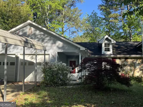 1499 Carriage Ln, Jonesboro, GA 30238