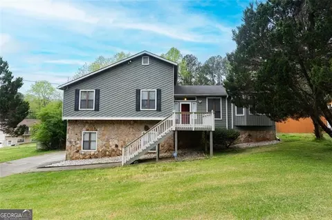 2015 Brookstone Ct, Lithia Springs, GA 30122