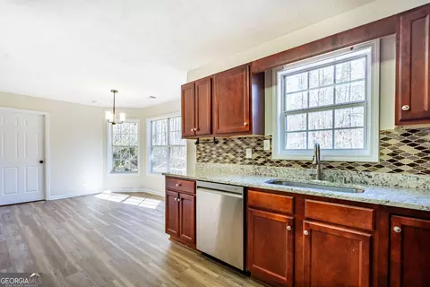 111 Philmont Ct, Lagrange, GA 30240 photo 13