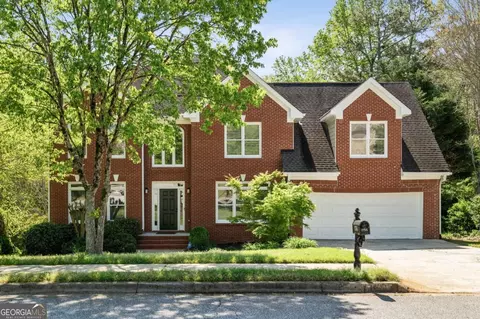 1755 Pinetree Pass Ln SW, Lilburn, GA 30047