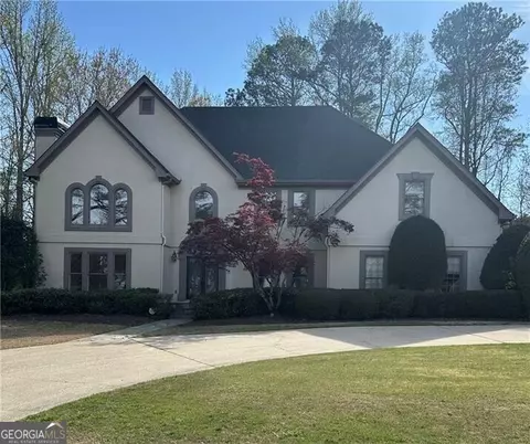 9290 Prestwick Club Dr, Johns Creek, GA 30097