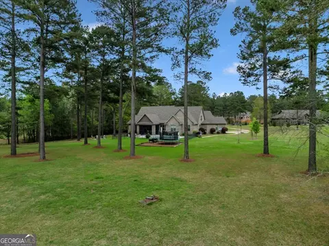 Exterior - 2018 Potters Rd, Perry, GA 31069 photo 10 of 16