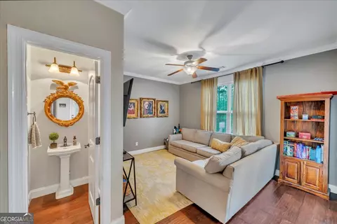 Entry Way - 2018 Potters Rd, Perry, GA 31069 photo 3 of 4
