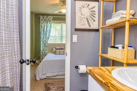 Bedroom - 208 Jasmine Ln, Lagrange, GA 30241 photo 4 of 8