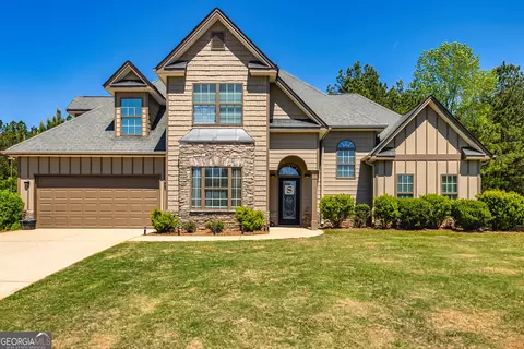 Exterior - 208 Jasmine Ln, Lagrange, GA 30241 photo 2 of 4