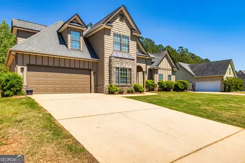 Exterior - 208 Jasmine Ln, Lagrange, GA 30241 photo 3 of 4