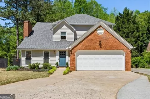 550 Ambergate Ct, Roswell, GA 30076