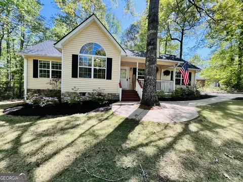 258 Henry Higgins Rd, Jackson, GA 30233