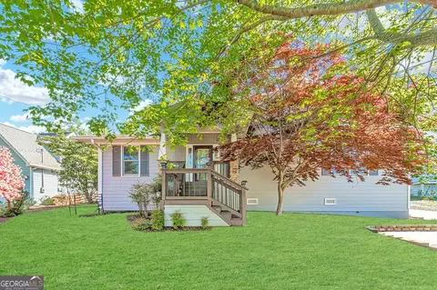 6571 Johnson Cir, Flowery Branch, GA 30542