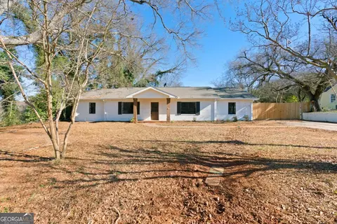4 Highland St NE, Rome, GA 30161