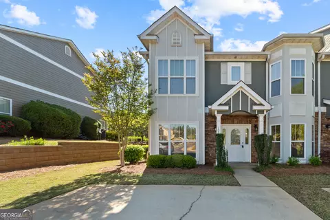 1071 Red Bud St, Greensboro, GA 30642