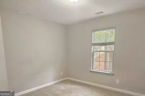Bedroom - 28 Willow Ridge Dr, Hampton, GA 30228 photo 6 of 10