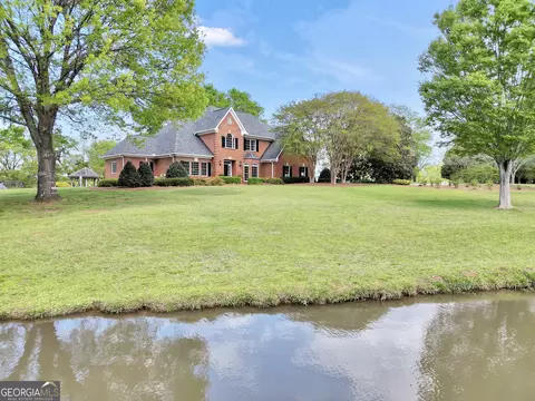 39 Gabrielle Ct, Stockbridge, GA 30281