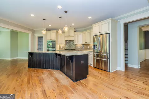 Kitchen - 410 Wicklow St, Tyrone, GA 30290 photo 1 of 4