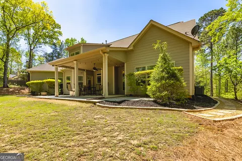 Exterior - 410 Wicklow St, Tyrone, GA 30290 photo 12 of 15