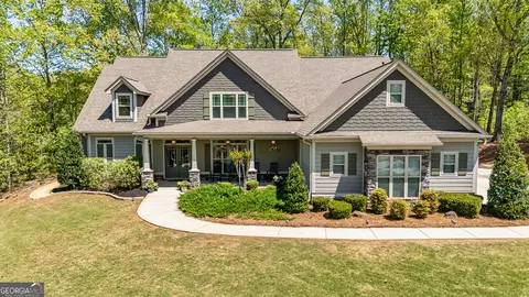 Exterior - 410 Wicklow St, Tyrone, GA 30290 photo 13 of 15