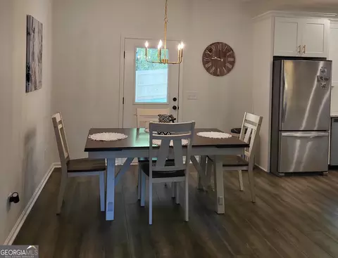 Dining - 177 Maple Dr, Commerce, GA 30529 photo 1 of 1