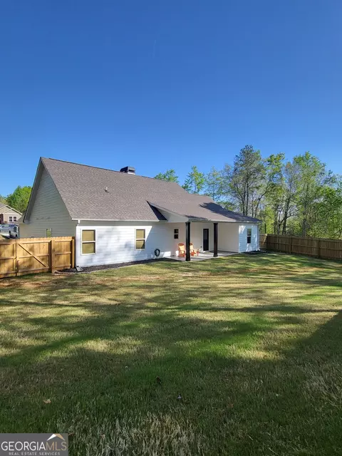 Exterior - 177 Maple Dr, Commerce, GA 30529 photo 4 of 6