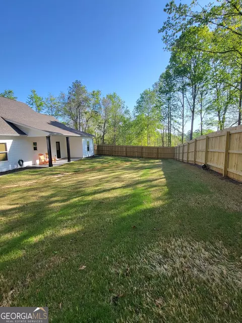 Exterior - 177 Maple Dr, Commerce, GA 30529 photo 5 of 6