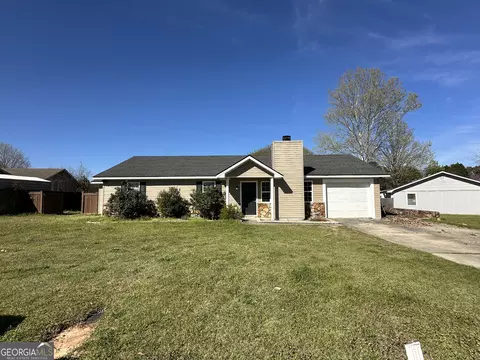103 Foxwood Ct, Bonaire, GA 31005