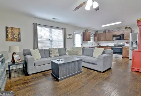402 Bridgette Blvd, Lagrange, GA 30241 photo 3