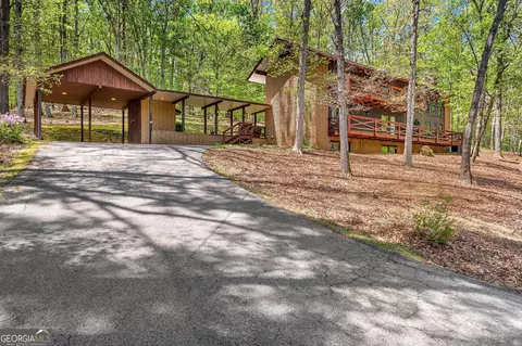 900 Oakhill Rd, Elberton, GA 30635