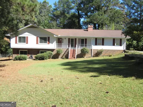 2107 Briarwood Ct, Snellville, GA 30078